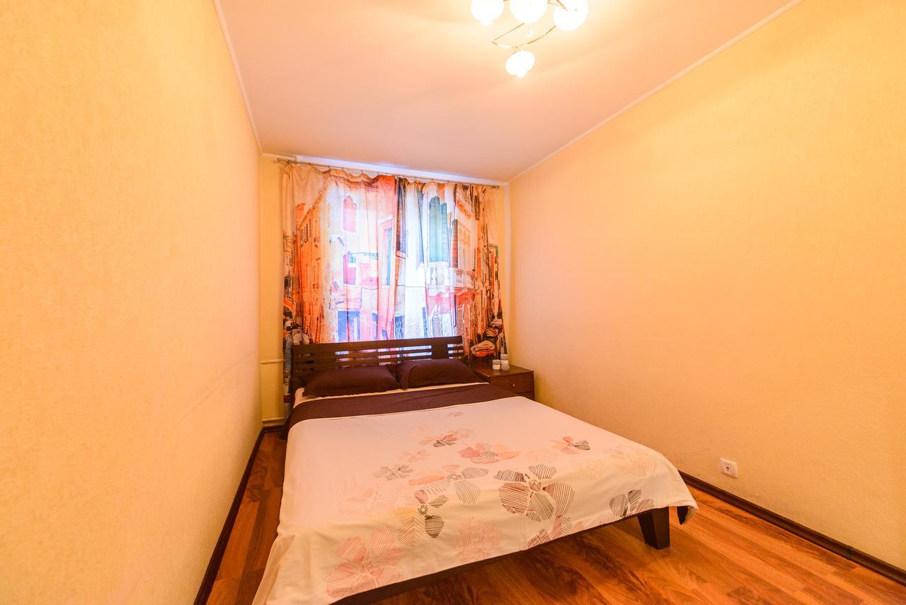 Apartment On Hryhoriia Chuprynky كييف المظهر الخارجي الصورة