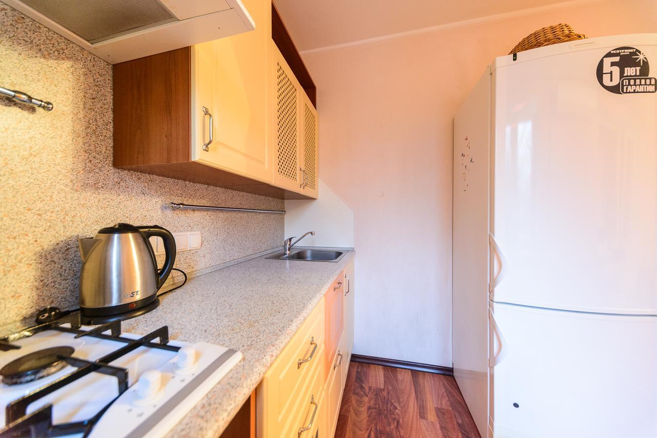 Apartment On Hryhoriia Chuprynky كييف المظهر الخارجي الصورة